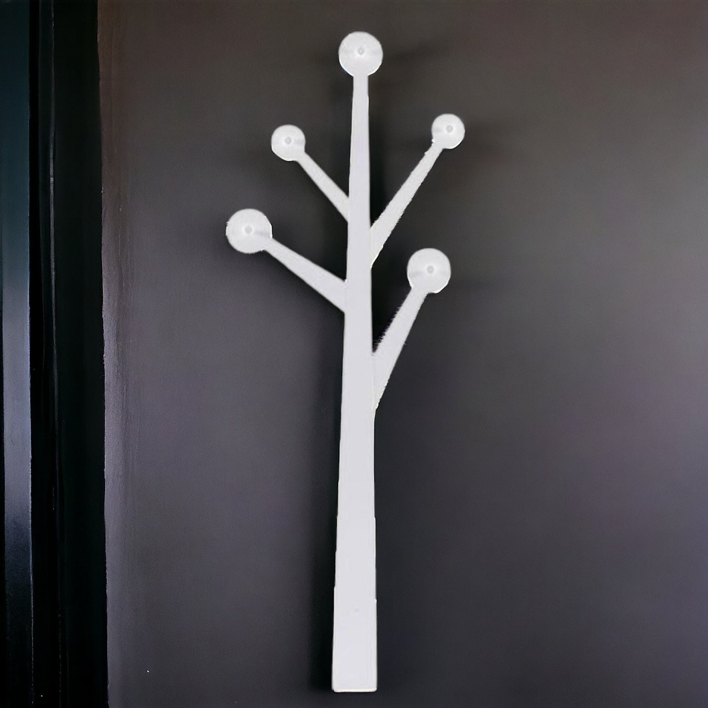 CLEARANCE | SPIRA Coat Hanger - White
