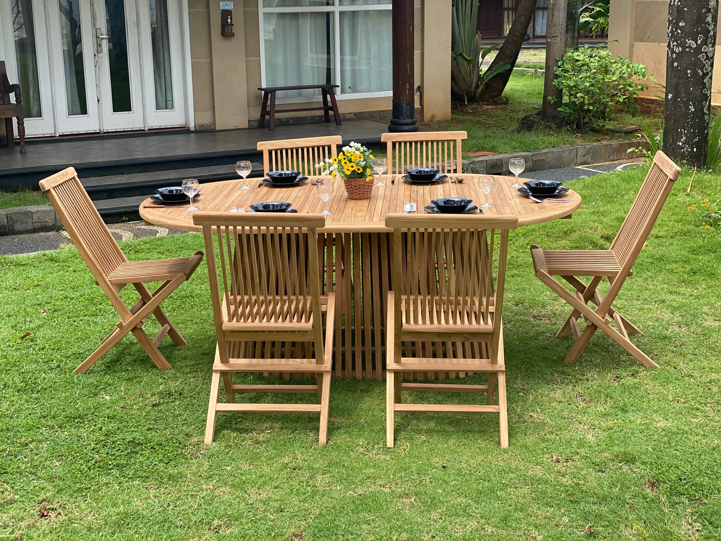 NUSA DUA + JAVA Outdoor Dining Set | 1 Large Dining Table with 6 Chairs (Teak Wood)