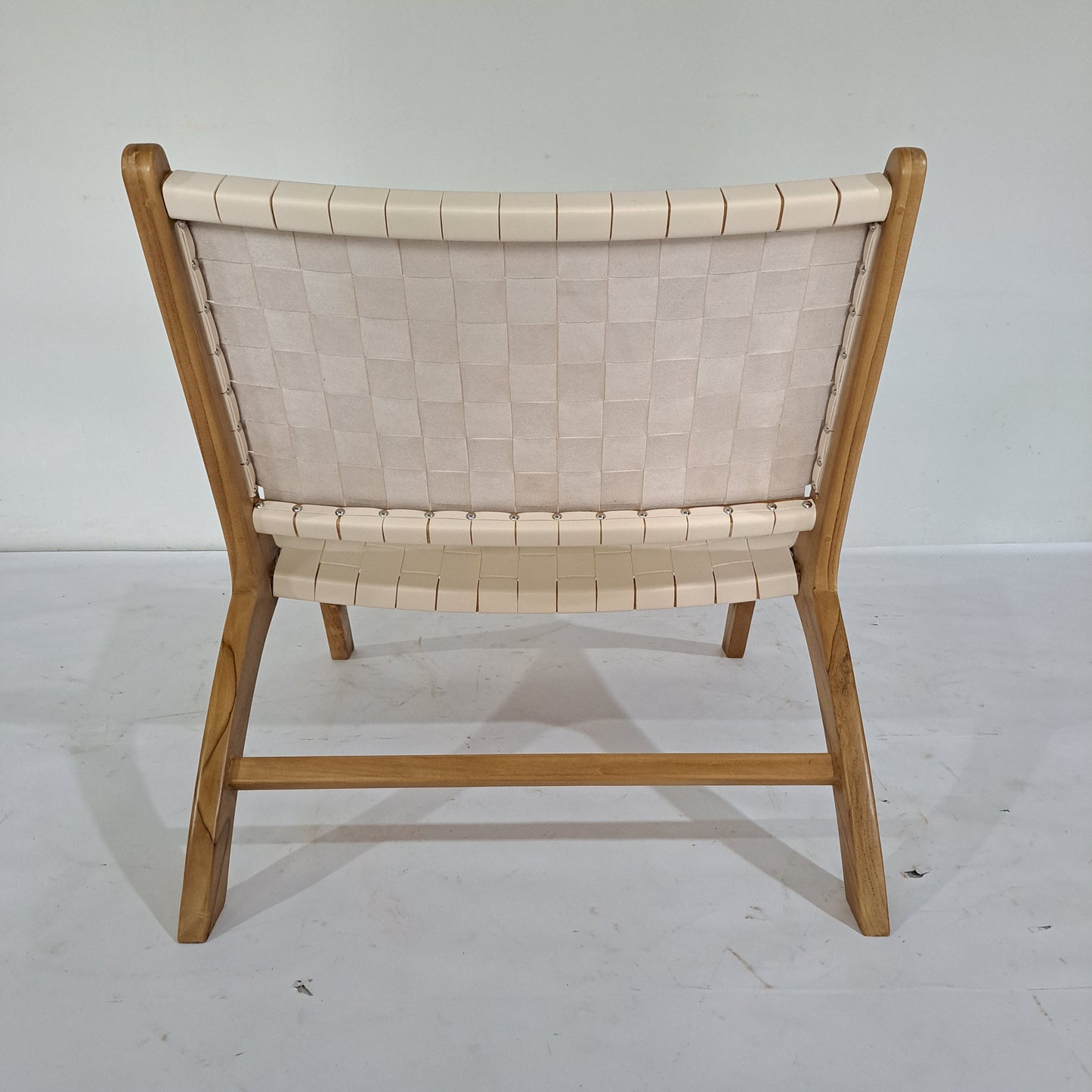 ARJUNO Relaxing Chair | Beige - Pre Order