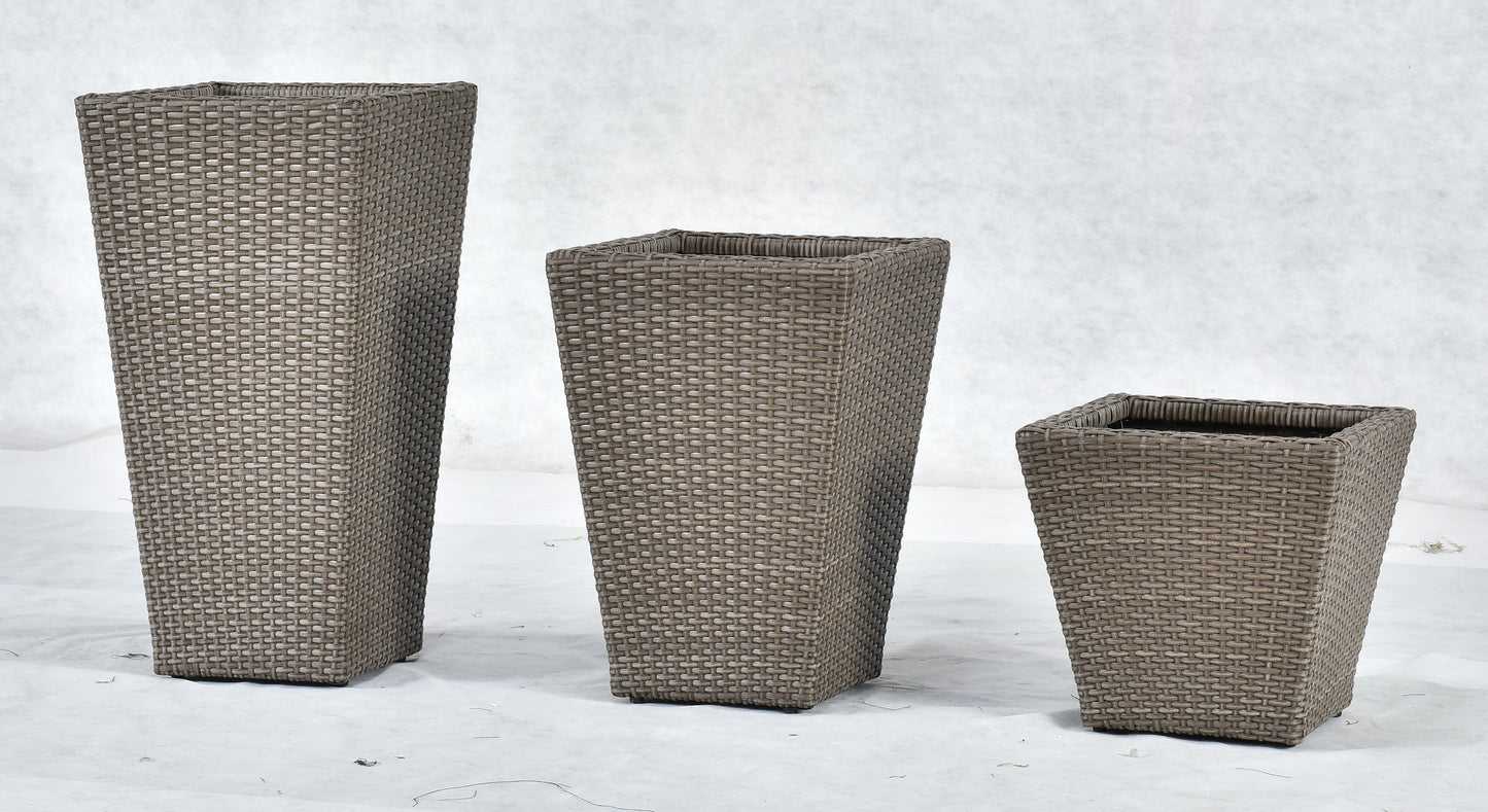 WICKER Planters
