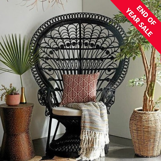 GRAND PEACOCK Rattan Chair | Black