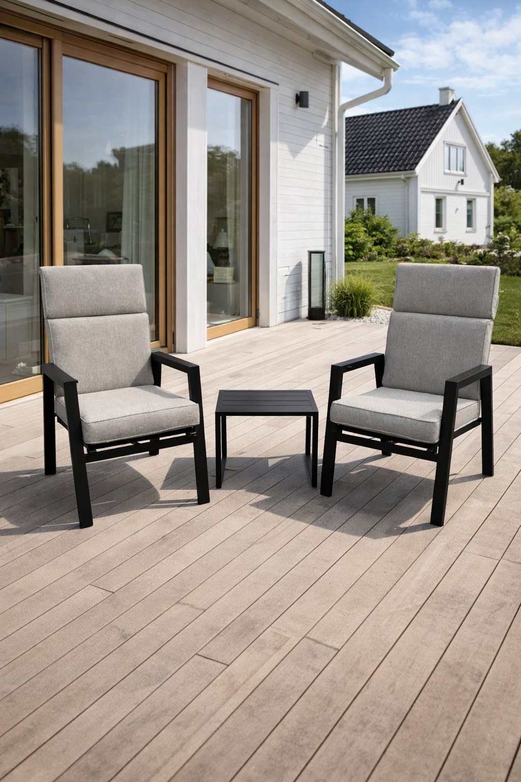 BORGHOLM + KALMAR Patio Set