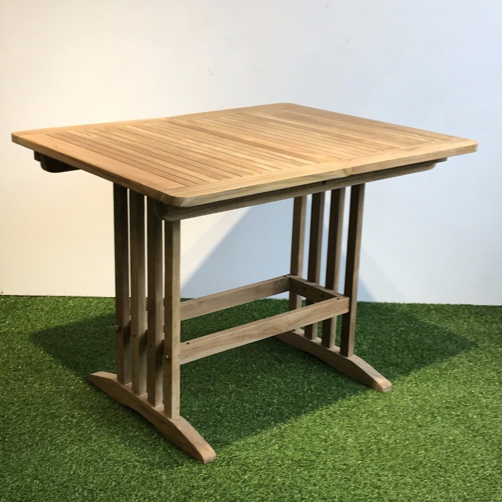 MINI LANDSORT Teak Table with 4 Skanör Dining Armchairs