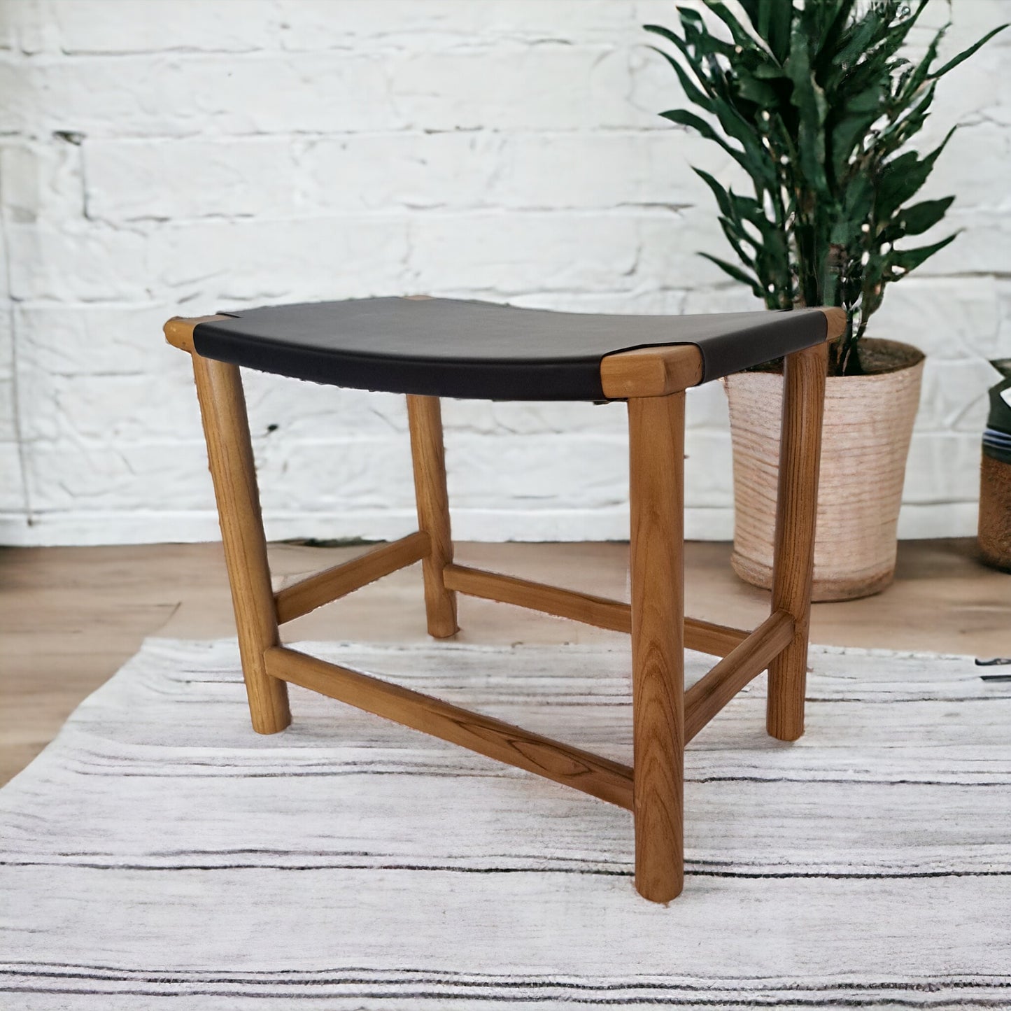 SEMERU Stool | Black - Pre Order