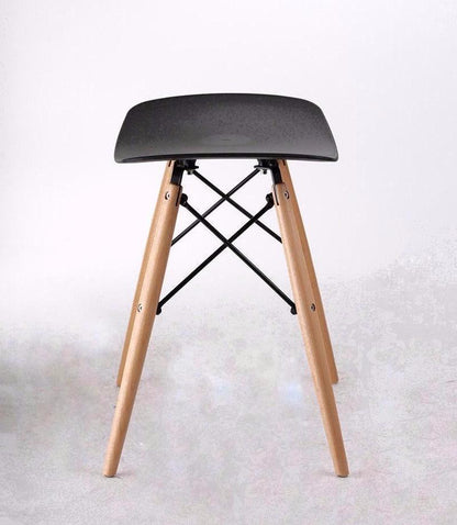 SADDLE Stool with Wooden Legs | Black