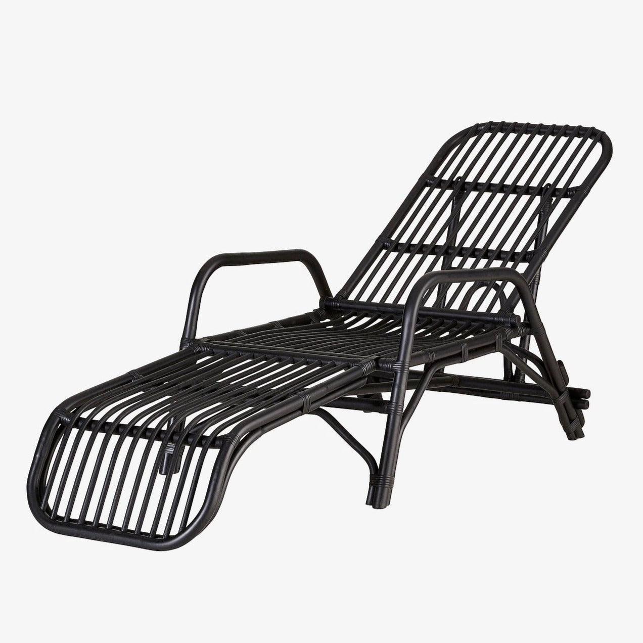 rattan sunlounger black